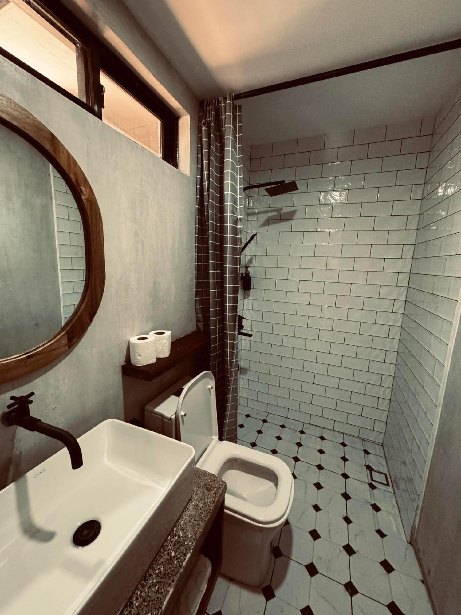 Catangnan Casavia Siargaoホステル エクステリア 写真
